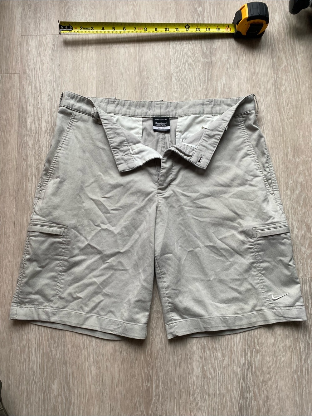 Nike Men's Light Khaki Golf Cargo Shorts - Casual Utility Style